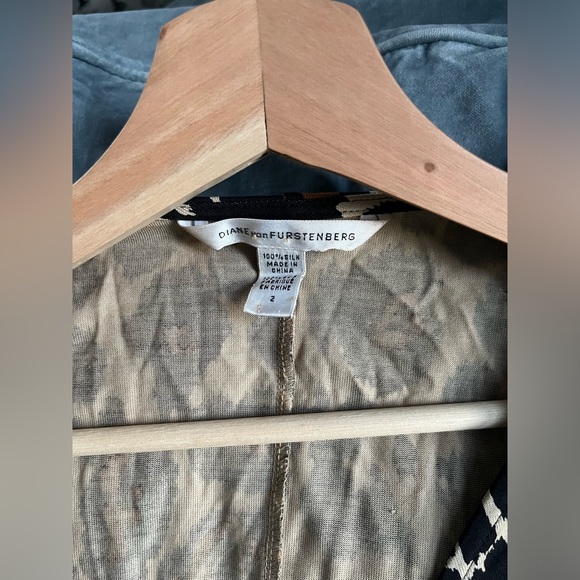 Diane Von Furstenberg DVF Wrap Dress Leopard Print - Picture 3 of 5